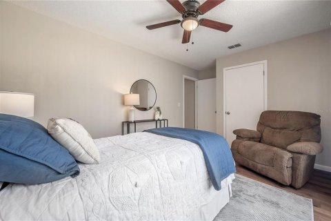 Duplex in Brandon, Florida 3 bedrooms, 108.6 sq.m. № 1875807 - photo 27
