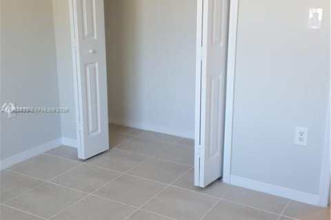 Condominio en alquiler en Homestead, Florida, 2 dormitorios, 75.72 m2 № 2025359 - foto 16