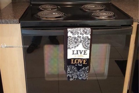 Condominio en alquiler en Homestead, Florida, 2 dormitorios, 75.72 m2 № 2025359 - foto 7