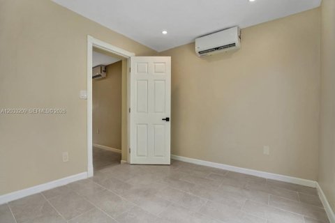 Appartement à louer à Hollywood, Floride: 2 chambres, 63.55 m2 № 2077653 - photo 11