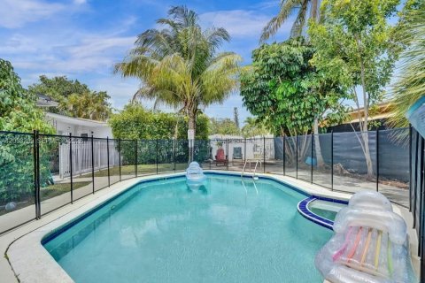 Appartement à louer à Hollywood, Floride: 2 chambres, 63.55 m2 № 2077653 - photo 24
