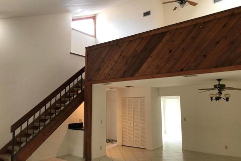 Touwnhouse à louer à Boca Raton, Floride: 3 chambres, 177.54 m2 № 2275800 - photo 16