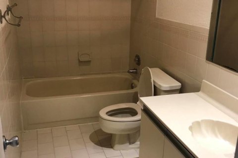 Touwnhouse à louer à Boca Raton, Floride: 3 chambres, 177.54 m2 № 2275800 - photo 23