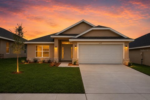 Villa ou maison à Leesburg, Floride 4 chambres, 169.08 m2 № 2141453