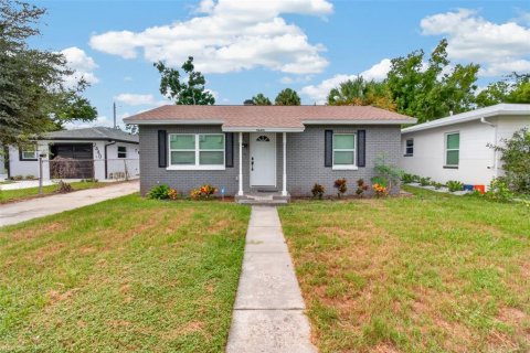Villa ou maison à Saint Petersburg, Floride 3 chambres, 102.19 m2 № 2388564