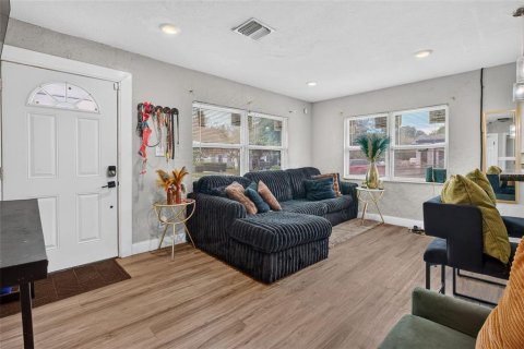 Villa ou maison à vendre à Saint Petersburg, Floride: 3 chambres, 102.19 m2 № 2388564 - photo 6