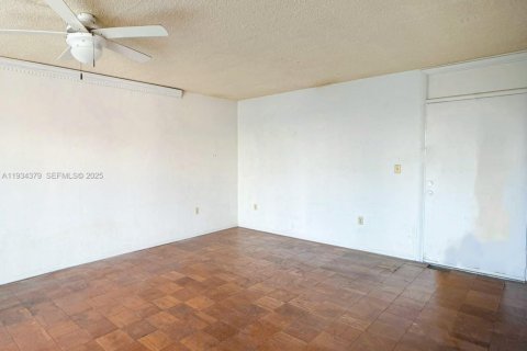 Купить кондоминиум в Авентура, Флорида 1 спальня, 75.9м2, № 1992499 - фото 8