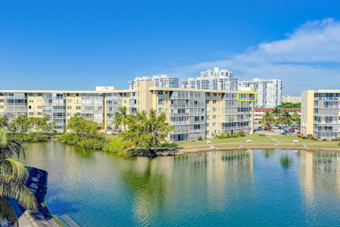 Купить кондоминиум в Авентура, Флорида 1 спальня, 75.9м2, № 1992499 - фото 28