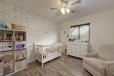 Condo in Cutler Bay, Florida, 3 bedrooms  № 1936891 - photo 5