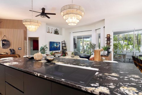 House in West Palm Beach, Florida 3 bedrooms, 151.62 sq.m. № 2169955 - photo 6