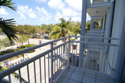 Condominio en venta en Miami Beach, Florida, 2 dormitorios, 92.9 m2 № 2034253 - foto 18