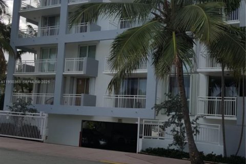 Condominio en venta en Miami Beach, Florida, 2 dormitorios, 92.9 m2 № 2034253 - foto 4