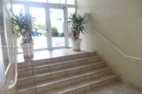 Condominio en venta en Miami Beach, Florida, 2 dormitorios, 92.9 m2 № 2034253 - foto 3