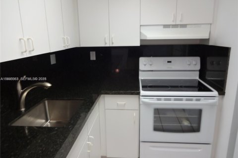 Condominio en venta en Miami Beach, Florida, 2 dormitorios, 92.9 m2 № 2034253 - foto 7