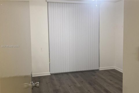 Condominio en venta en Miami Beach, Florida, 2 dormitorios, 92.9 m2 № 2034253 - foto 24