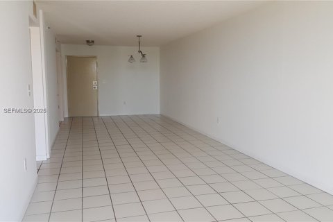 Condominio en venta en Miami Beach, Florida, 2 dormitorios, 92.9 m2 № 2034253 - foto 9