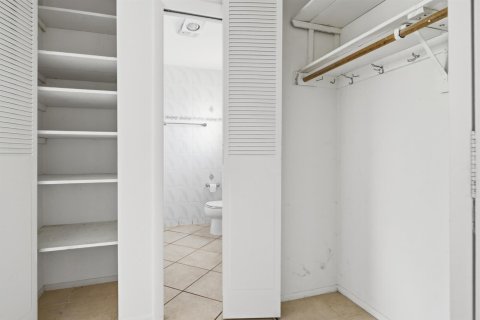 Copropriété à vendre à West Palm Beach, Floride: 1 chambre, 56.76 m2 № 2077508 - photo 20
