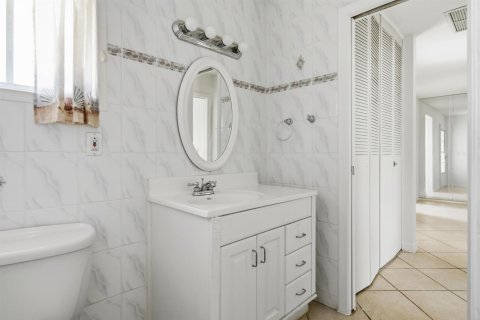 Copropriété à vendre à West Palm Beach, Floride: 1 chambre, 56.76 m2 № 2077508 - photo 12