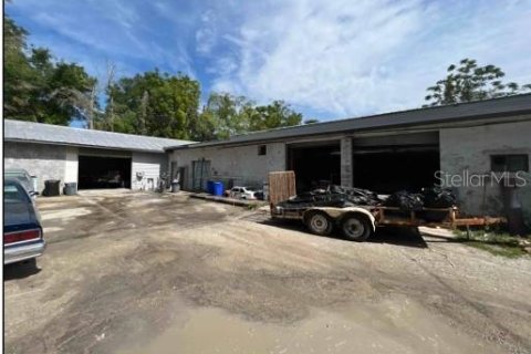 Propiedad comercial en venta en Gainesville, Florida, 709.12 m2 № 1885146 - foto 11