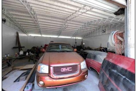 Propiedad comercial en venta en Gainesville, Florida, 709.12 m2 № 1885146 - foto 4