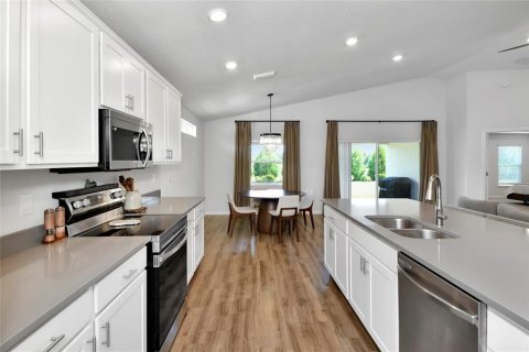 House in Parrish, Florida 3 bedrooms, 186.45 sq.m. № 2394455 - photo 3