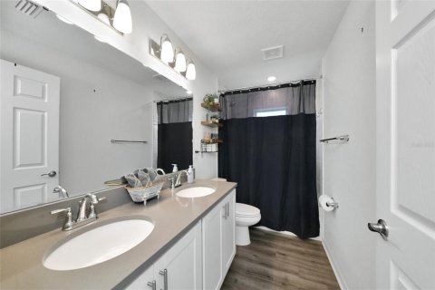 House in Parrish, Florida 3 bedrooms, 186.45 sq.m. № 2394455 - photo 21