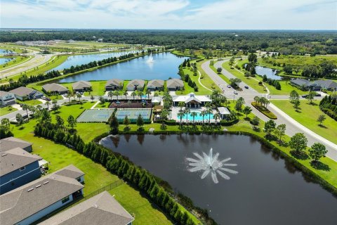 House in Parrish, Florida 3 bedrooms, 186.45 sq.m. № 2394455 - photo 29