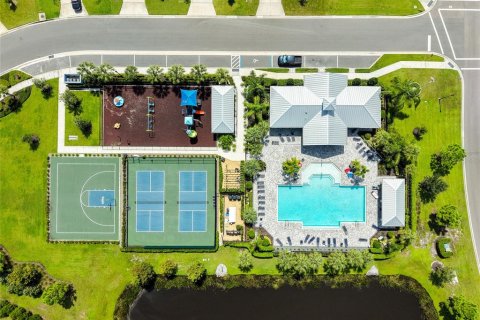 House in Parrish, Florida 3 bedrooms, 186.45 sq.m. № 2394455 - photo 27