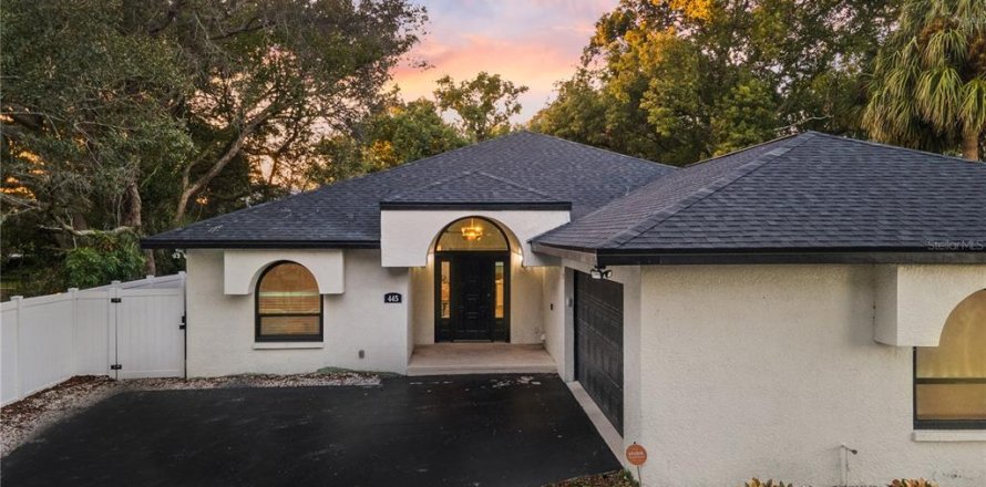 Villa ou maison à Palm Harbor, Floride 4 chambres, 222.04 m2 № 1903771