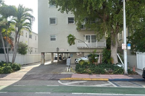 Снять в аренду кондоминиум в Майами-Бич, Флорида 1 спальня, 57.13м2, № 1957750 - фото 9