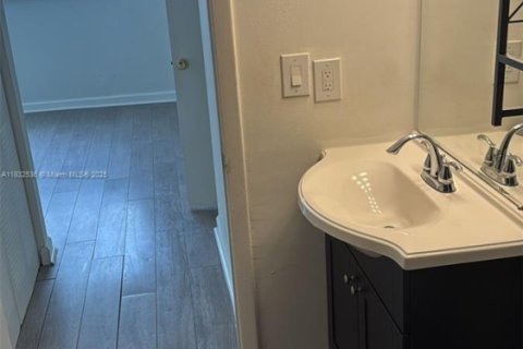 Снять в аренду кондоминиум в Майами-Бич, Флорида 1 спальня, 57.13м2, № 1957750 - фото 5