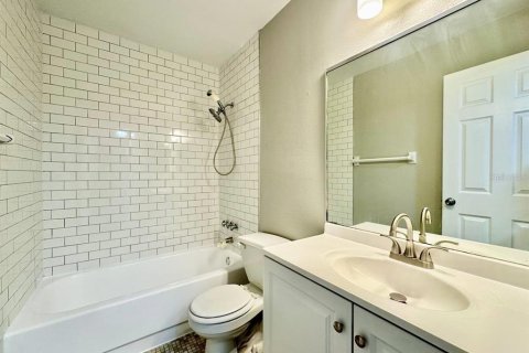 Condominio en venta en Tampa, Florida, 1 dormitorio, 70.61 m2 № 1841830 - foto 11