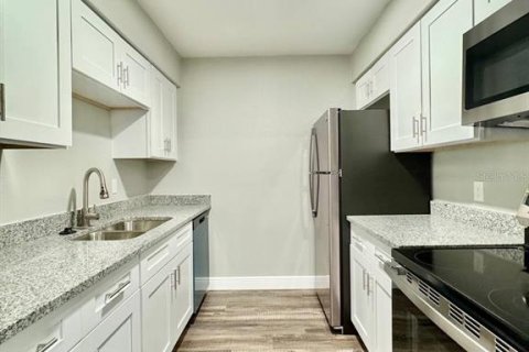 Condominio en venta en Tampa, Florida, 1 dormitorio, 70.61 m2 № 1841830 - foto 7