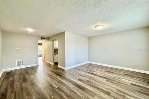 Condominio en venta en Tampa, Florida, 1 dormitorio, 70.61 m2 № 1841830 - foto 2