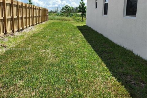 House in Homestead, Florida 4 bedrooms № 2013226 - photo 25