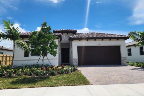 House in Homestead, Florida 4 bedrooms № 2013226 - photo 26