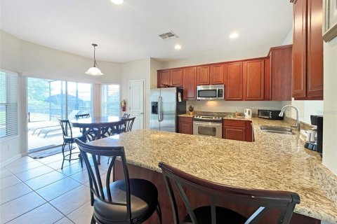 Villa ou maison à vendre à Kissimmee, Floride: 6 chambres, 261.24 m2 № 1841862 - photo 6