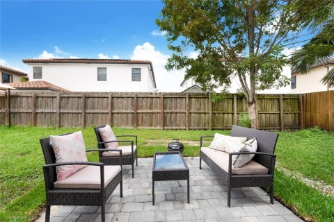 Casa en venta en Homestead, Florida, 3 dormitorios, 200.67 m2 № 2362915 - foto 13