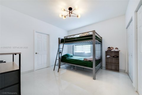 Casa en venta en Homestead, Florida, 3 dormitorios, 200.67 m2 № 2362915 - foto 5