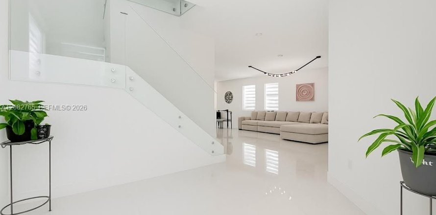 Casa en Homestead, Florida 3 dormitorios, 200.67 m2 № 2362915