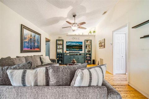 Villa ou maison à vendre à Orlando, Floride: 4 chambres, 171.4 m2 № 2234308 - photo 17