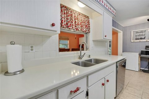 House in Beverly Hills, Florida 2 bedrooms, 103.31 sq.m. № 2142486 - photo 18