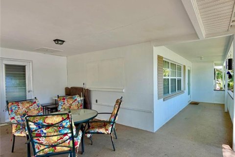 House in Beverly Hills, Florida 2 bedrooms, 103.31 sq.m. № 2142486 - photo 6
