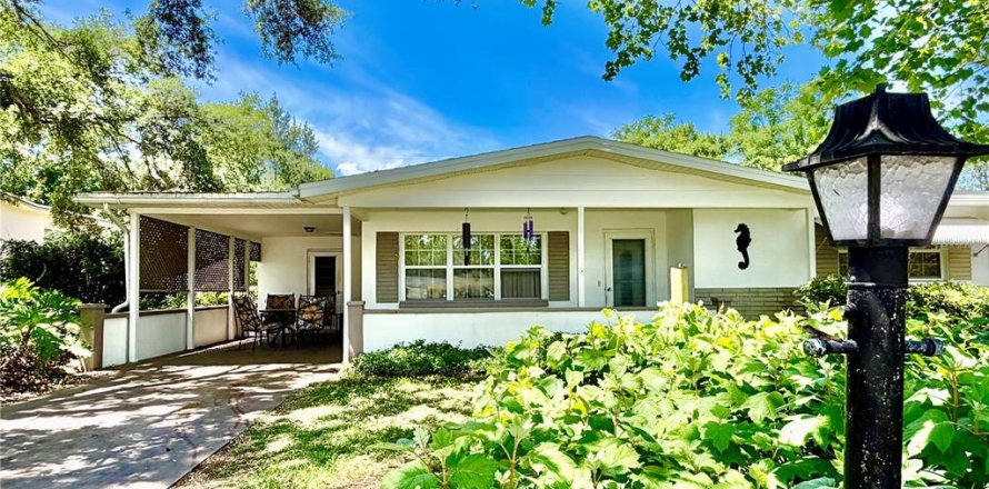 House in Beverly Hills, Florida 2 bedrooms, 103.31 sq.m. № 2142486