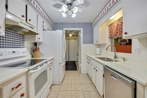 House in Beverly Hills, Florida 2 bedrooms, 103.31 sq.m. № 2142486 - photo 13