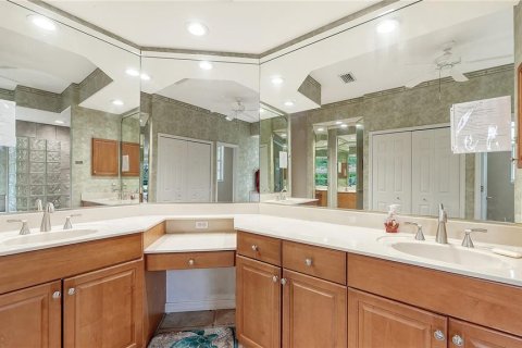 Villa ou maison à vendre à Bradenton, Floride: 4 chambres, 240.25 m2 № 2308307 - photo 25