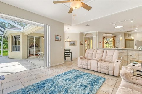 Villa ou maison à vendre à Bradenton, Floride: 4 chambres, 240.25 m2 № 2308307 - photo 13