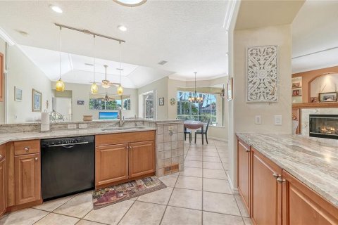 Villa ou maison à vendre à Bradenton, Floride: 4 chambres, 240.25 m2 № 2308307 - photo 17