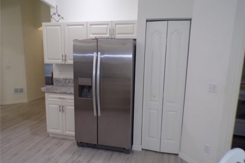 Villa ou maison à louer à Punta Gorda, Floride: 2 chambres, 134.8 m2 № 2108323 - photo 29