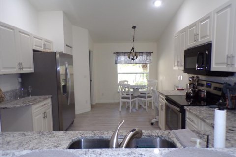 Villa ou maison à louer à Punta Gorda, Floride: 2 chambres, 134.8 m2 № 2108323 - photo 15